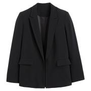 Blazer amplia, de crepé